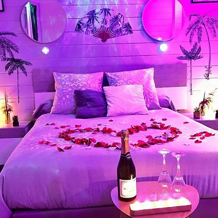Un Mirage Tropical En Bord De Loire, Love Et Detente Saint-Clément-des-Levées 外观 照片